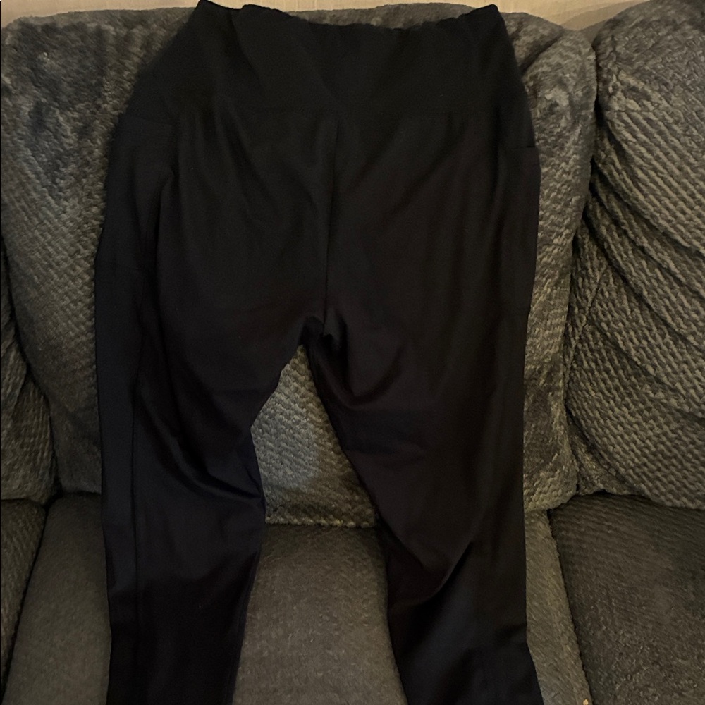Dear Scarlett ankle length Black Leggings